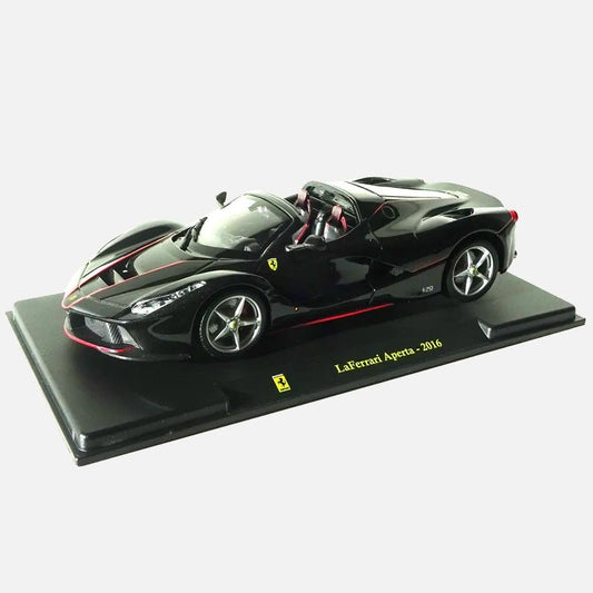 Supercars Collection 703 - Special Edition 1:24 scale 70th Anniversary LaFerrari Aperta - 2016